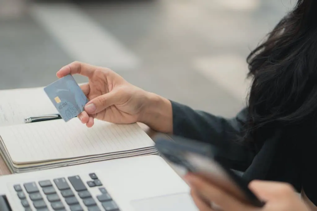 Révolutionnez votre entreprise avec une simplification radicale du commerce en ligne : découvrez comment !